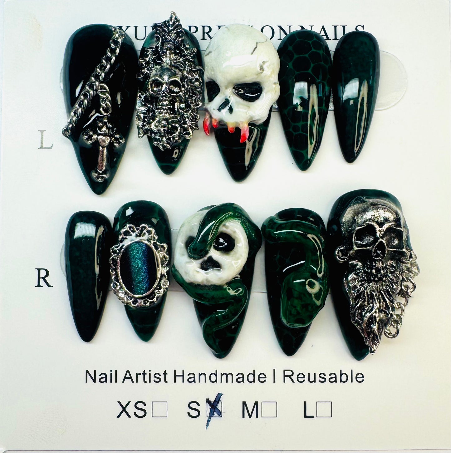 Skull mania