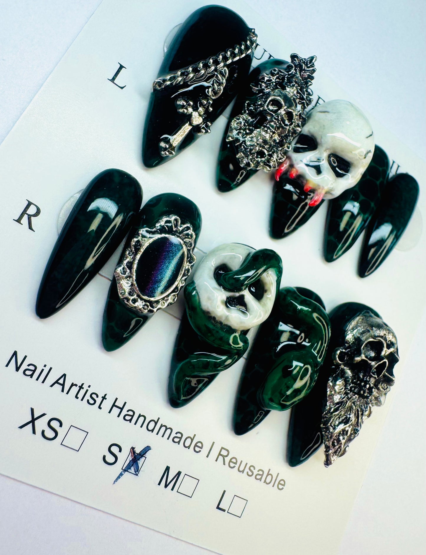 Skull mania