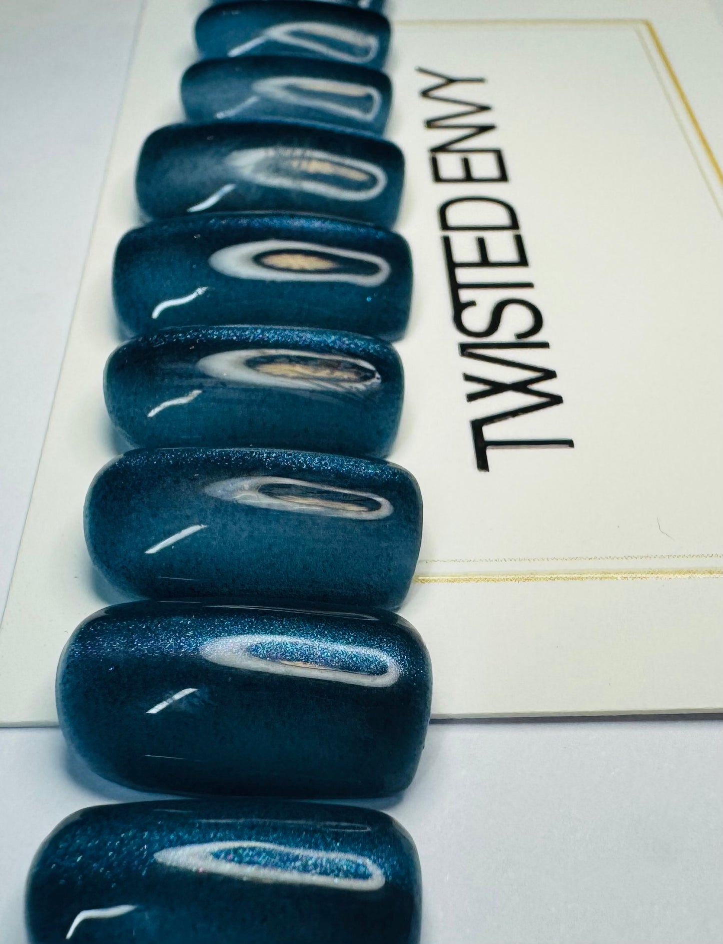 Blue Dazzle Cat Eye
