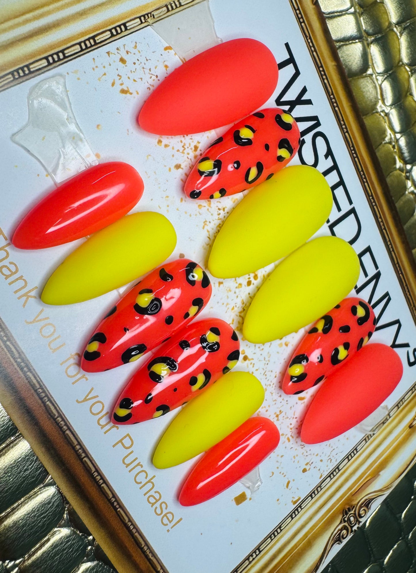 Neon Leopard print